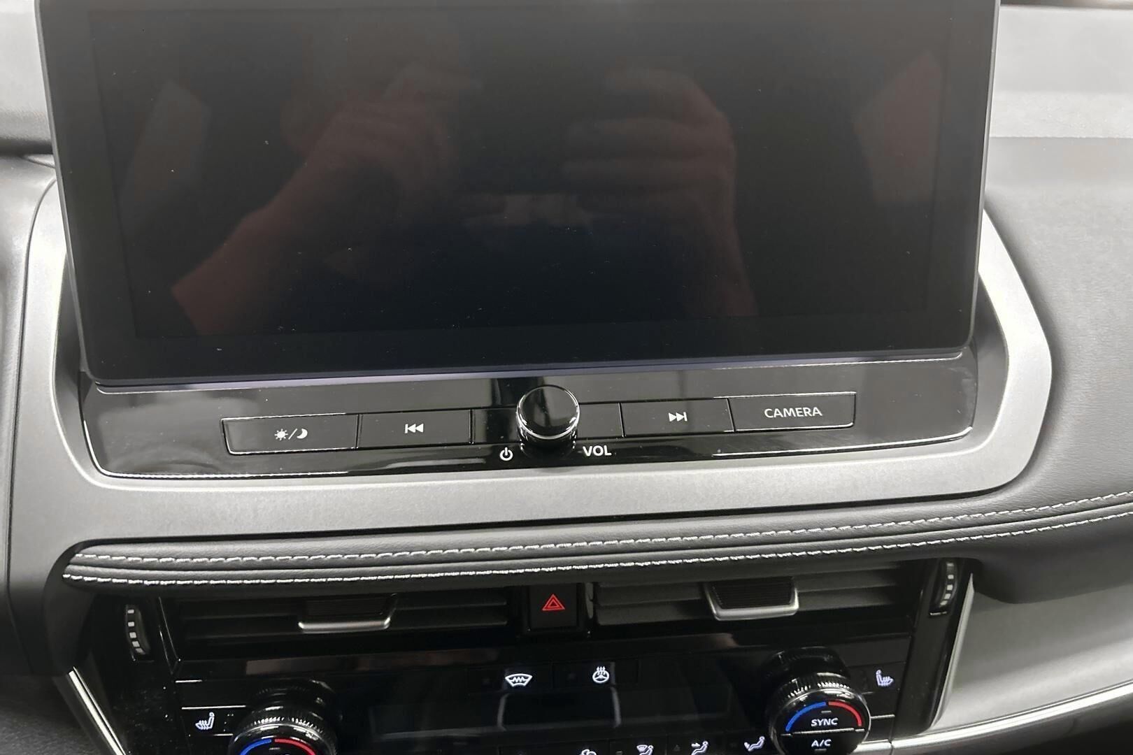 Nissan Qashqai iso kuva 16