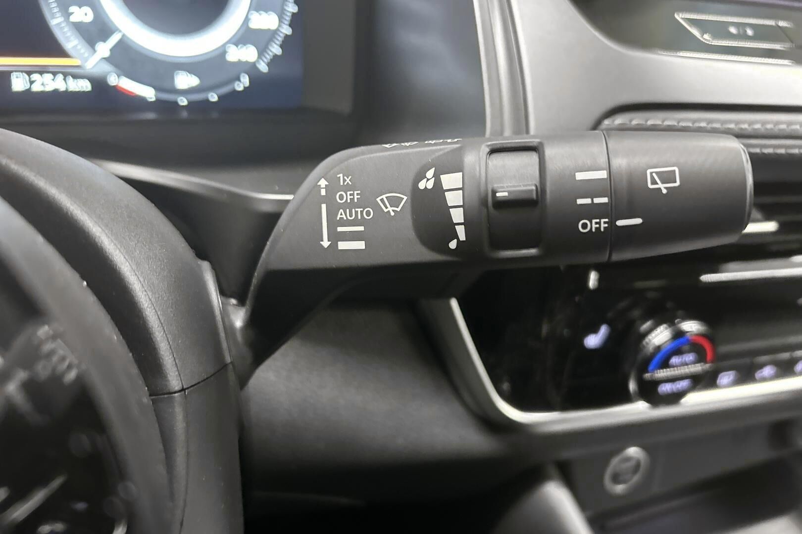 Nissan Qashqai iso kuva 19