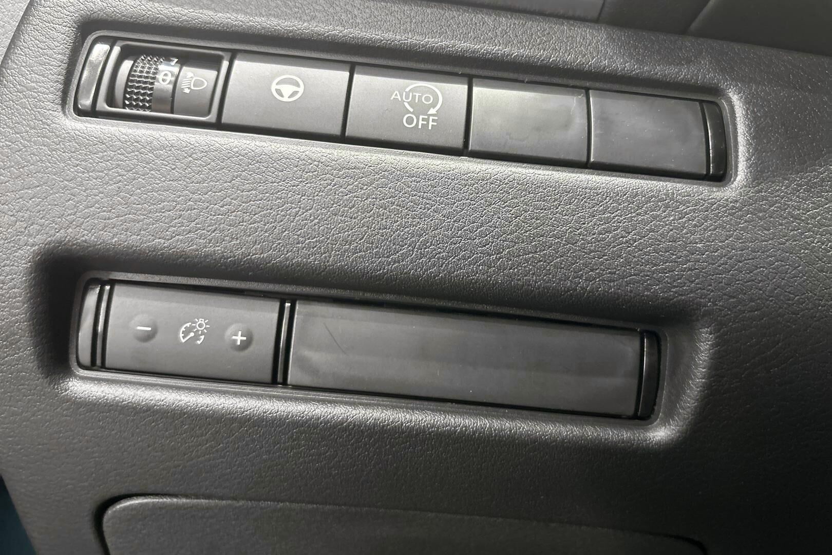 Nissan Qashqai iso kuva 21