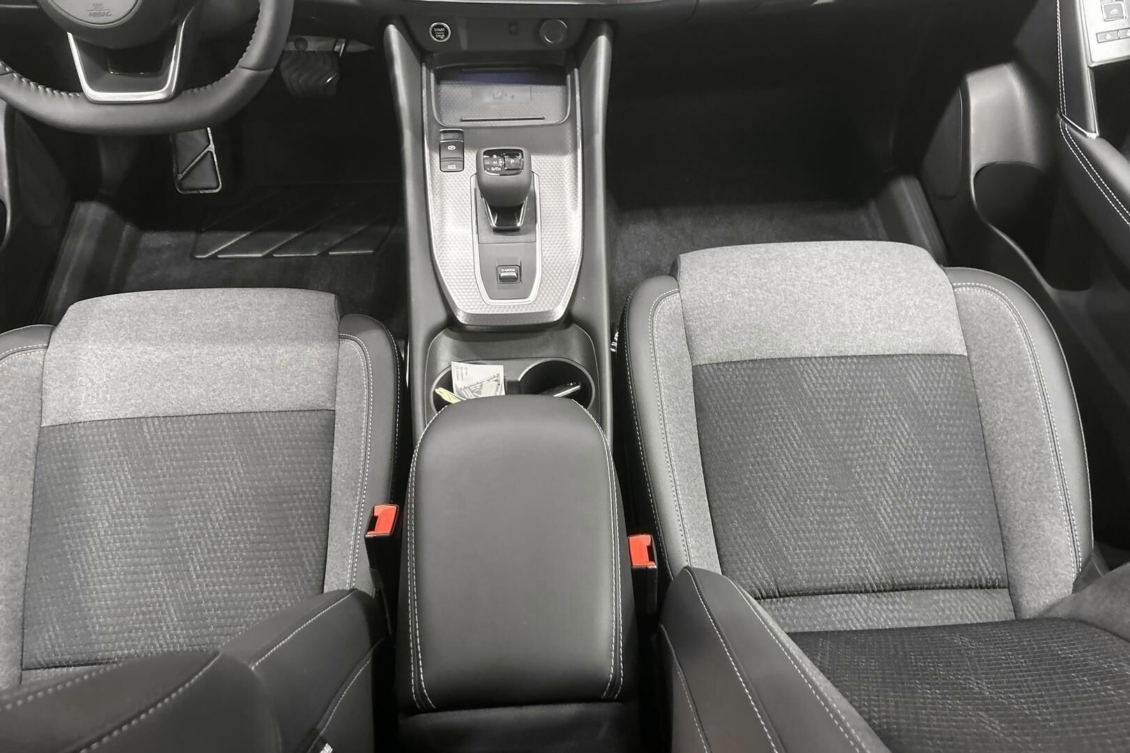 Nissan Qashqai iso kuva 25