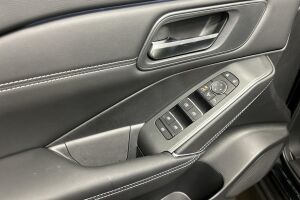 Nissan Qashqai esikatselu 21