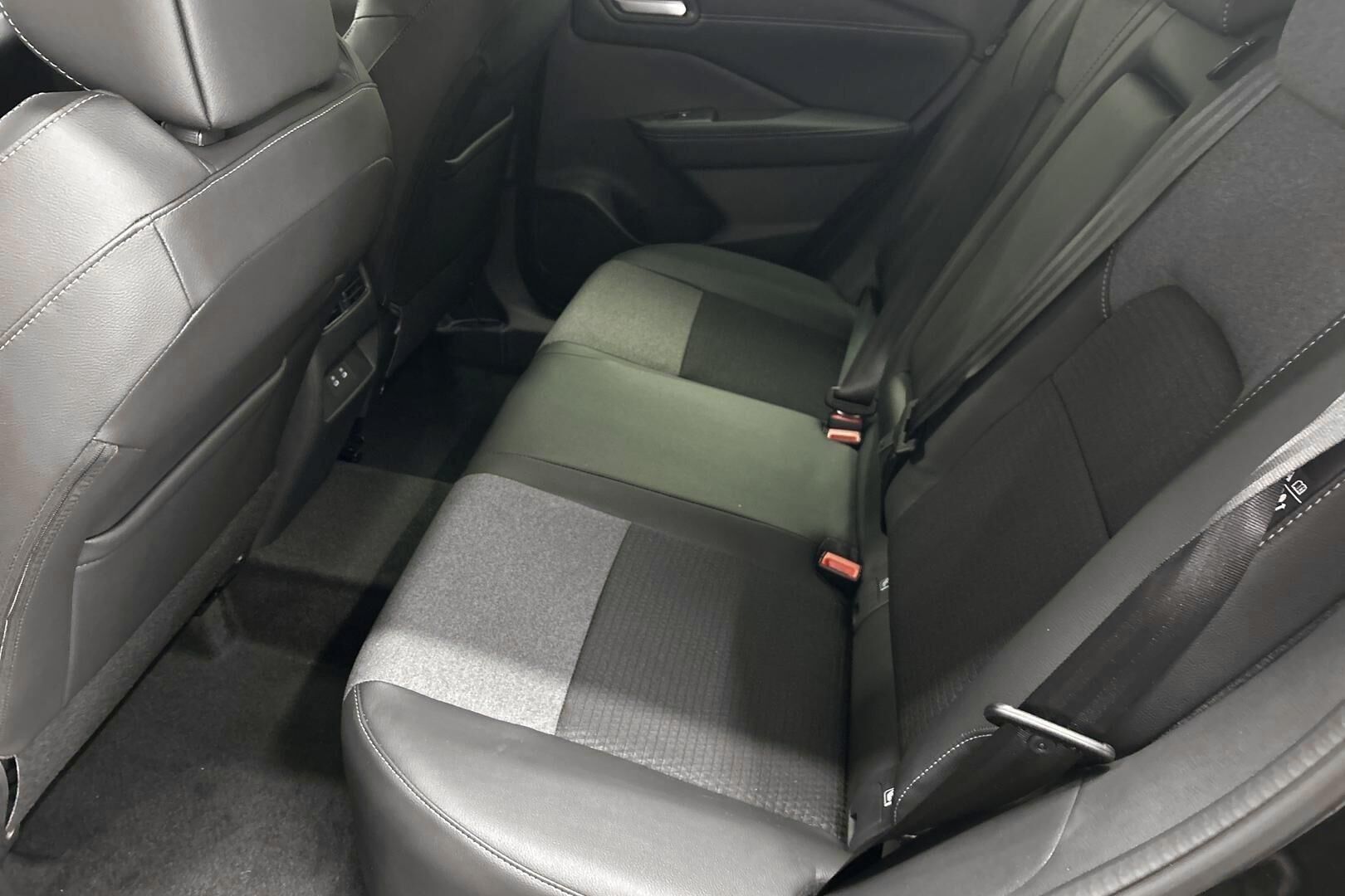 Nissan Qashqai iso kuva 9