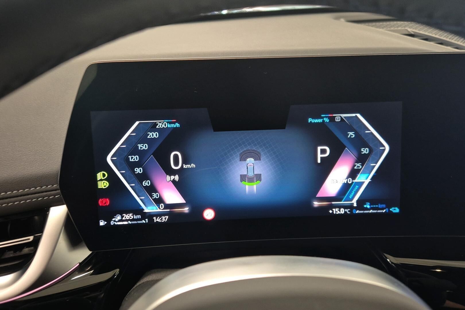 BMW X1 iso kuva 13