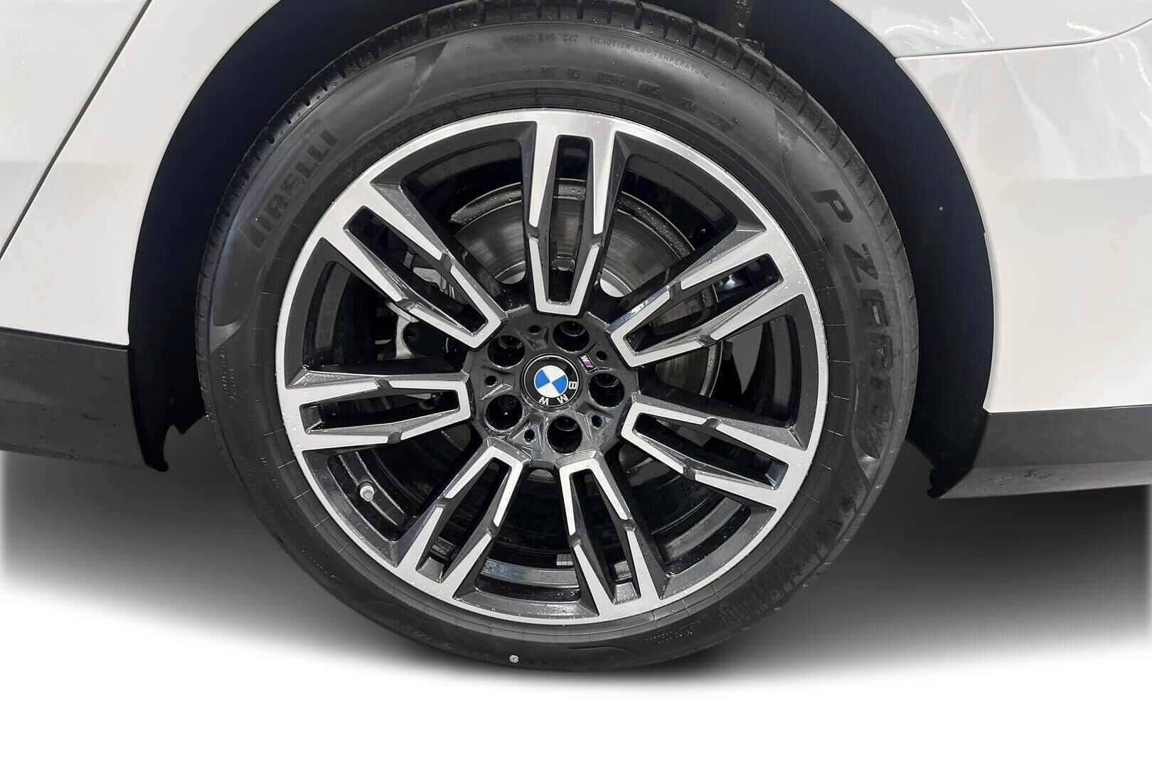 BMW 5-sarja iso kuva 6
