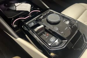 BMW 5-sarja esikatselu 21