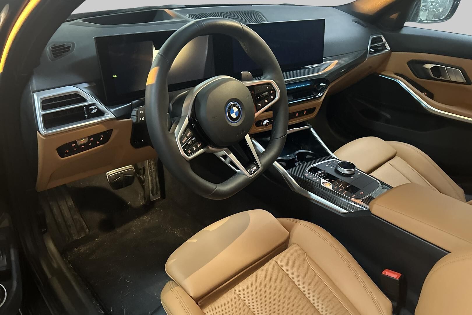 BMW 3-sarja iso kuva 1