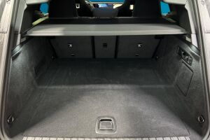 BMW iX esikatselu 14