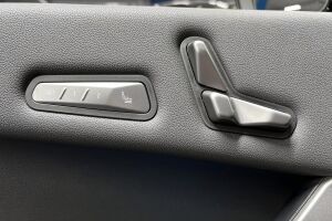 BMW iX esikatselu 10