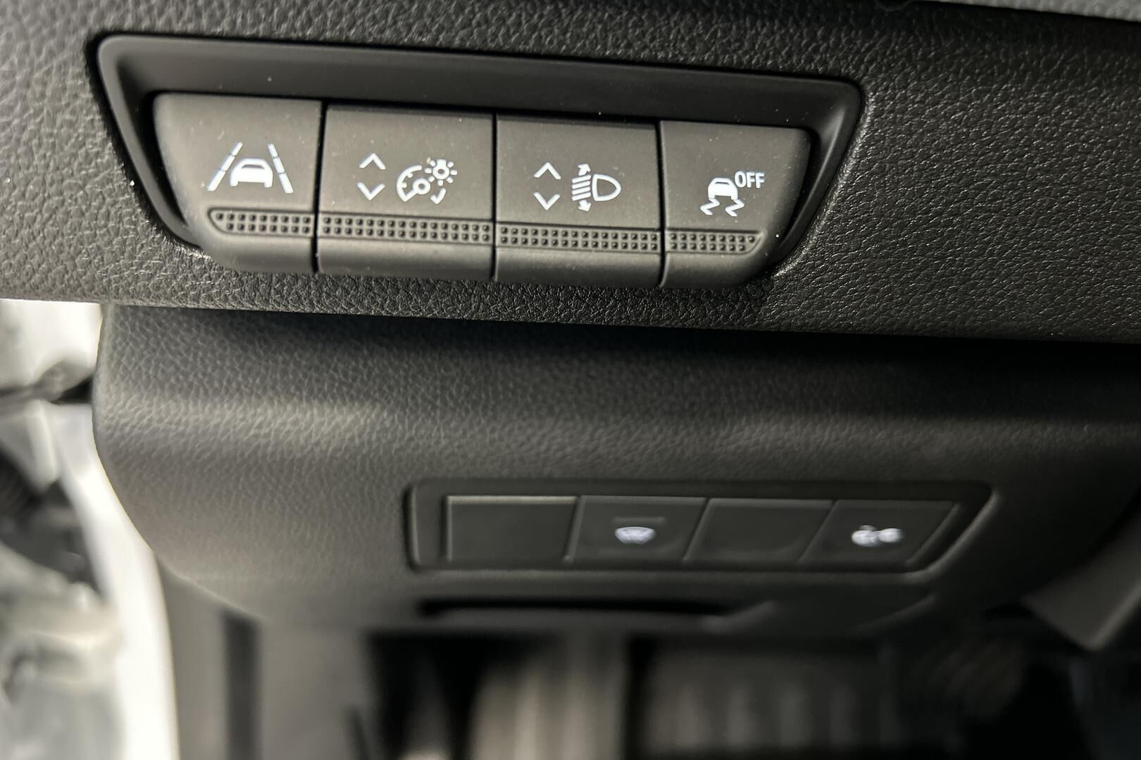 Nissan Townstar iso kuva 13