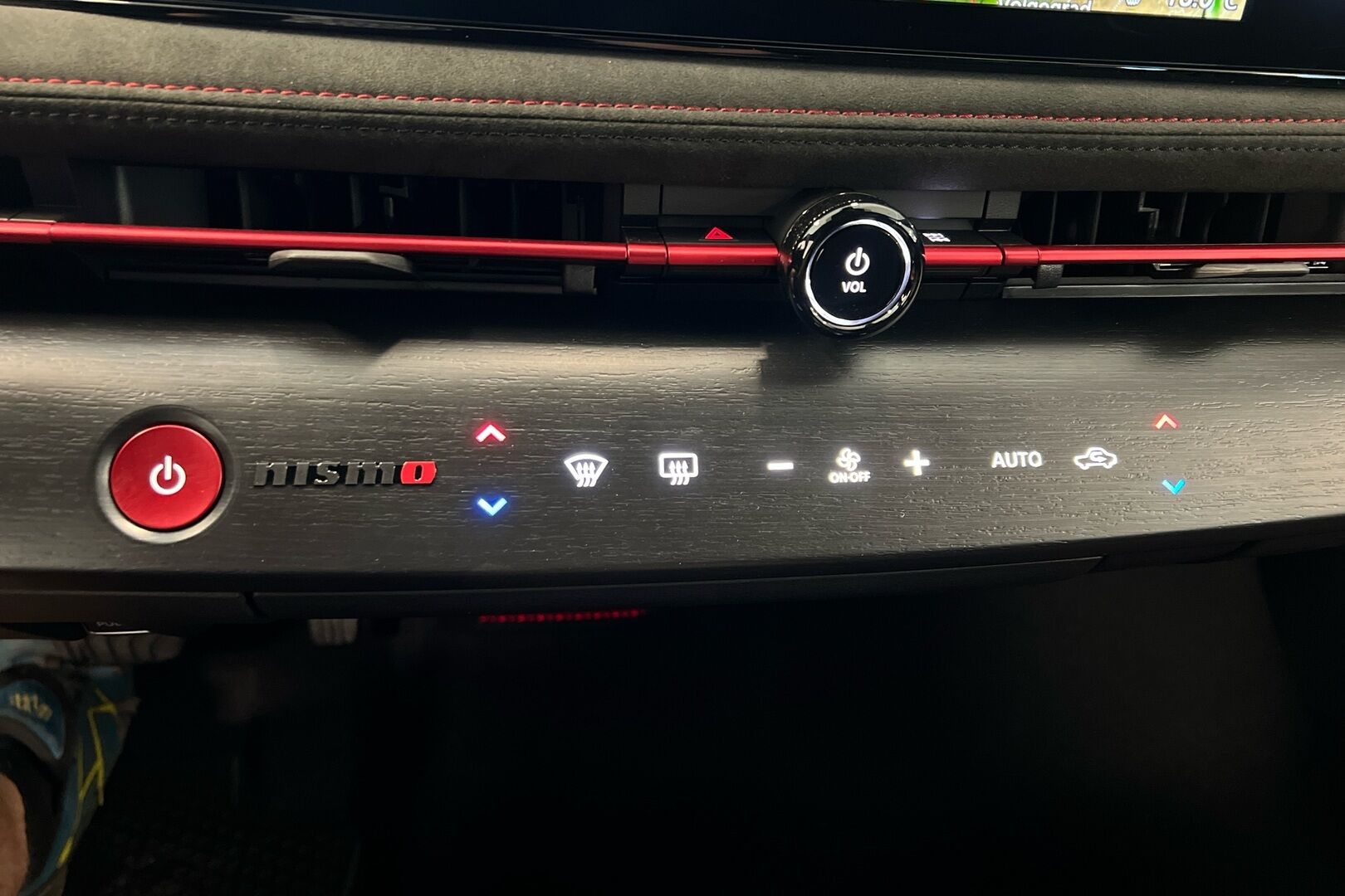 Nissan Ariya iso kuva 18