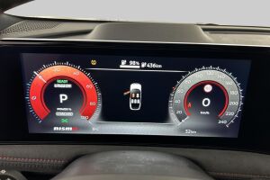 NISSAN Ariya esikatselu 15