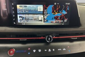 NISSAN Ariya esikatselu 16