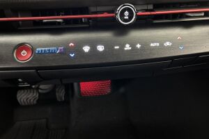 NISSAN Ariya esikatselu 21