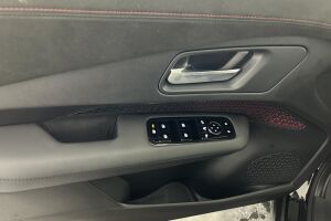 NISSAN Ariya esikatselu 28