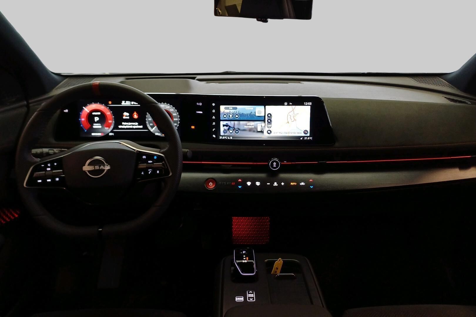 Nissan Ariya iso kuva 1
