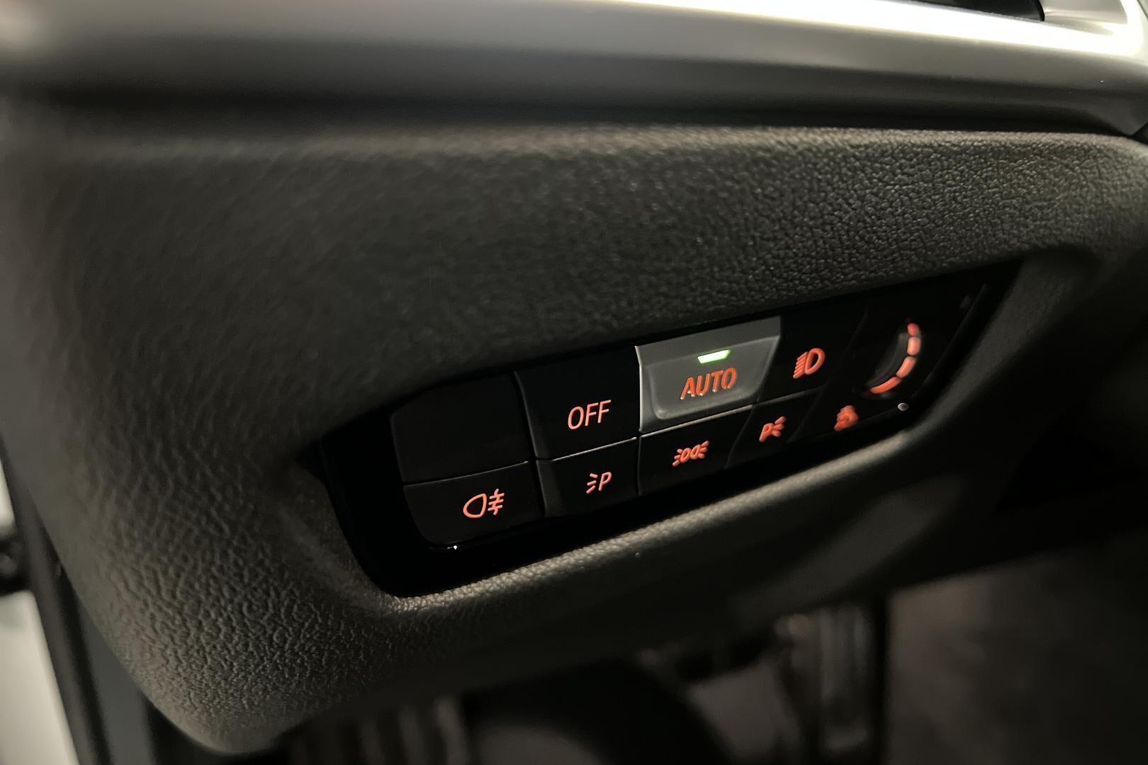 BMW 3-sarja iso kuva 5