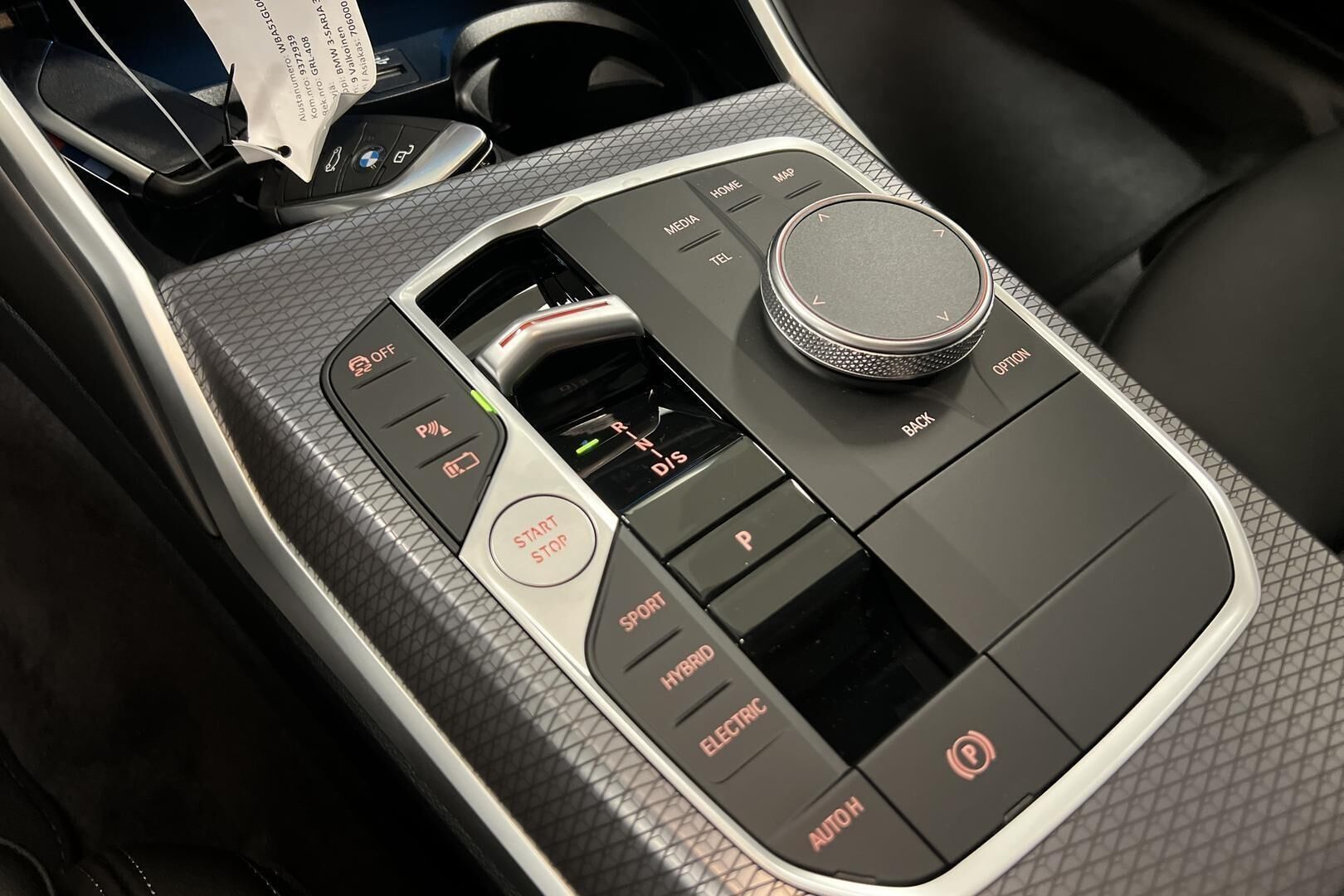 BMW 3-sarja iso kuva 24