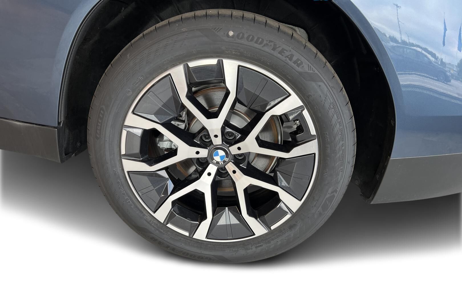 BMW X3 iso kuva 10