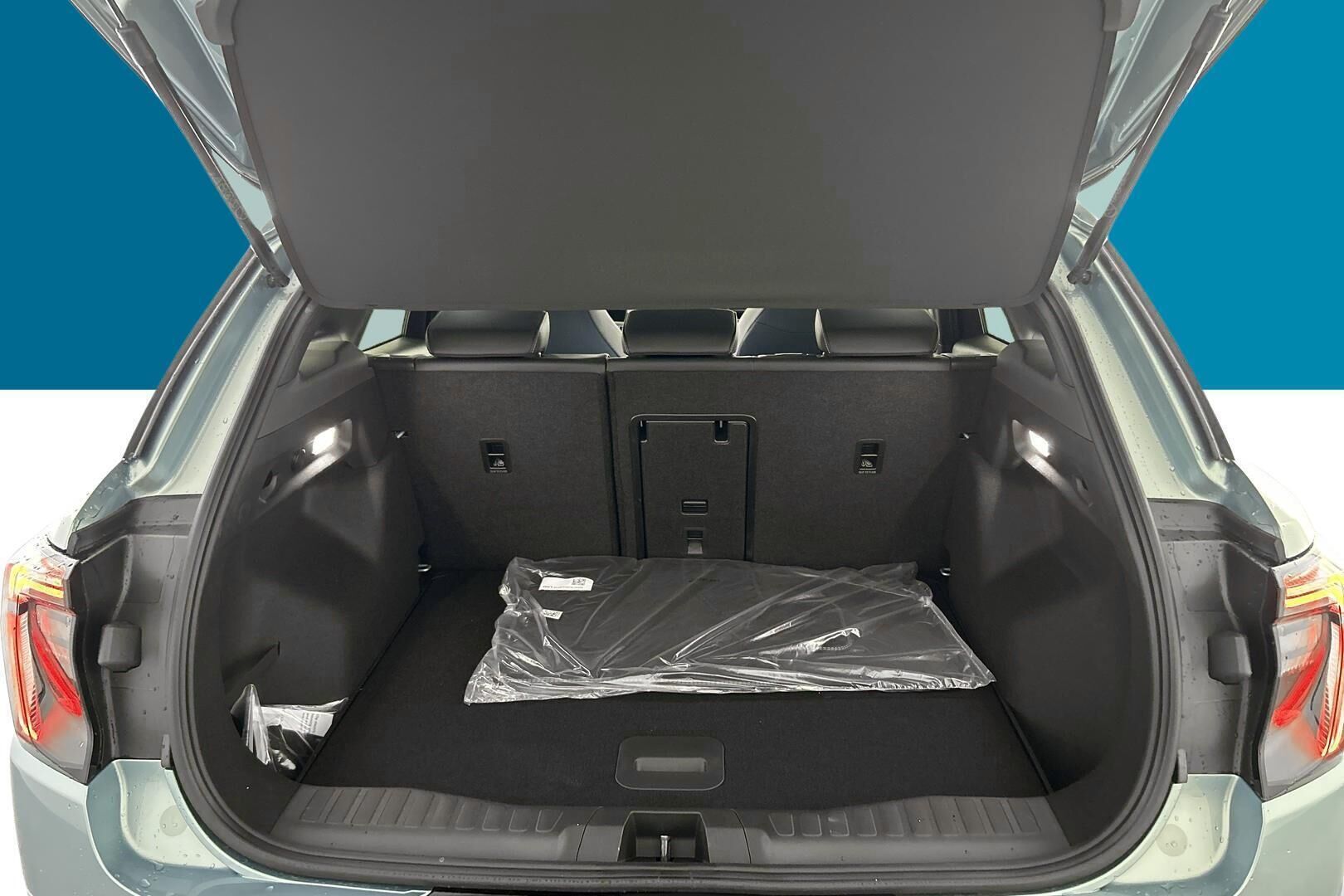 Ford Explorer iso kuva 11