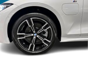 BMW 3-SARJA esikatselu 12