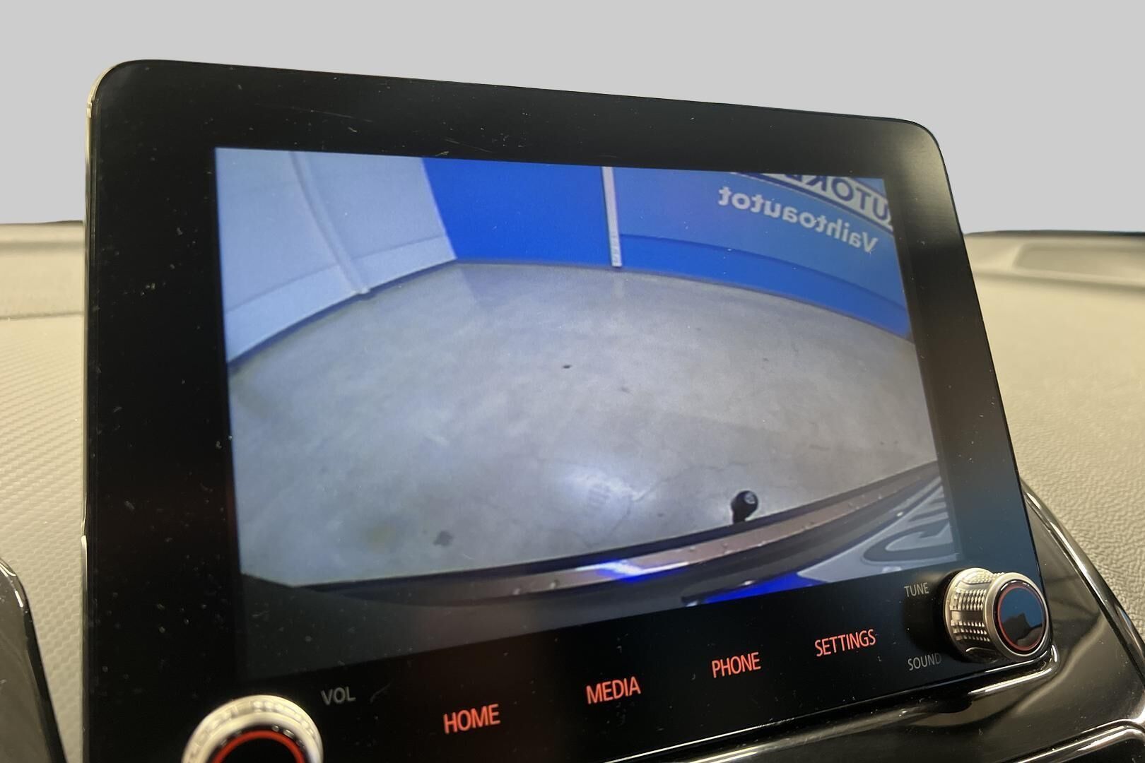 MITSUBISHI ECLIPSE CROSS iso kuva 16