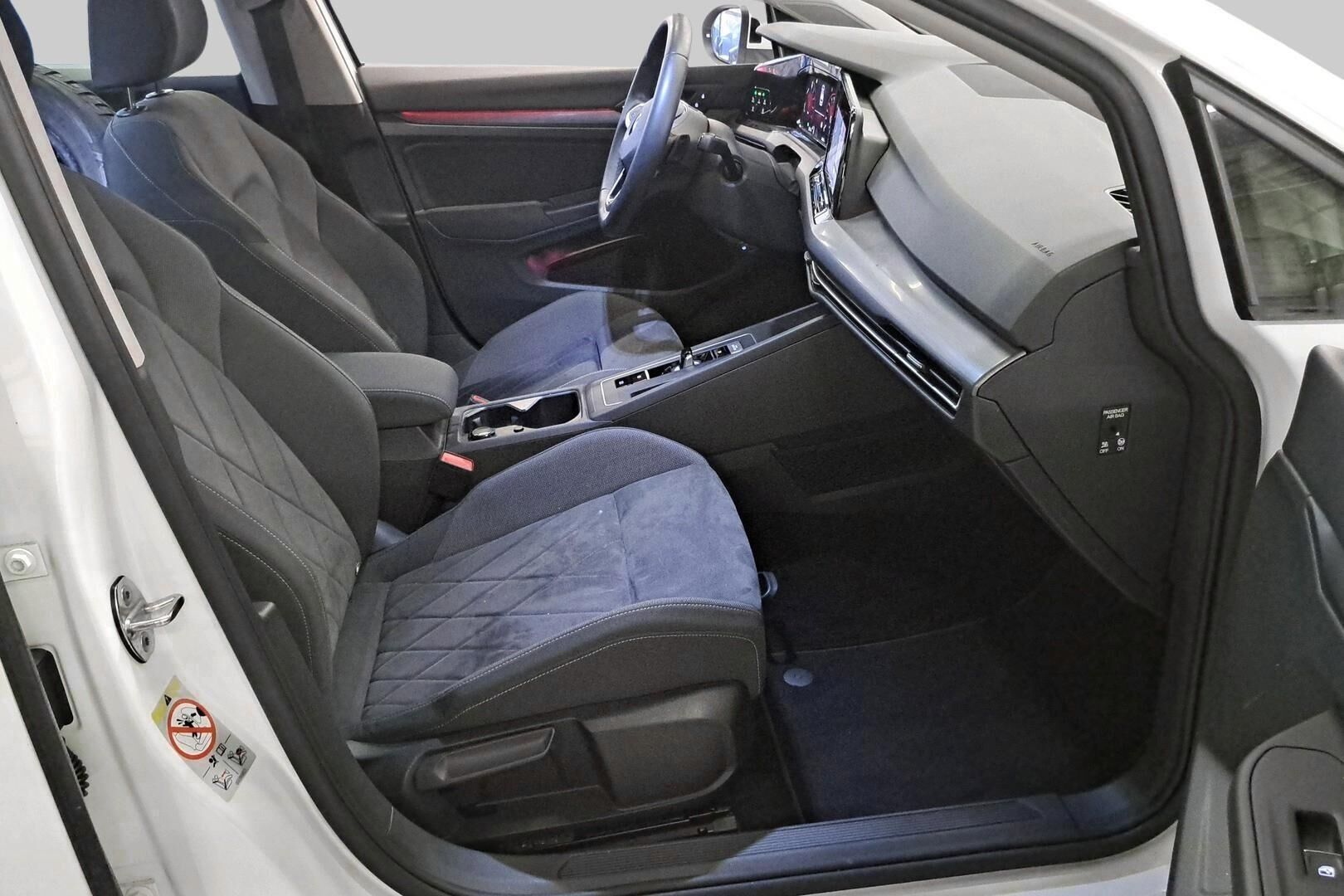 VOLKSWAGEN GOLF iso kuva 3