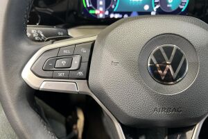 VOLKSWAGEN GOLF esikatselu 31