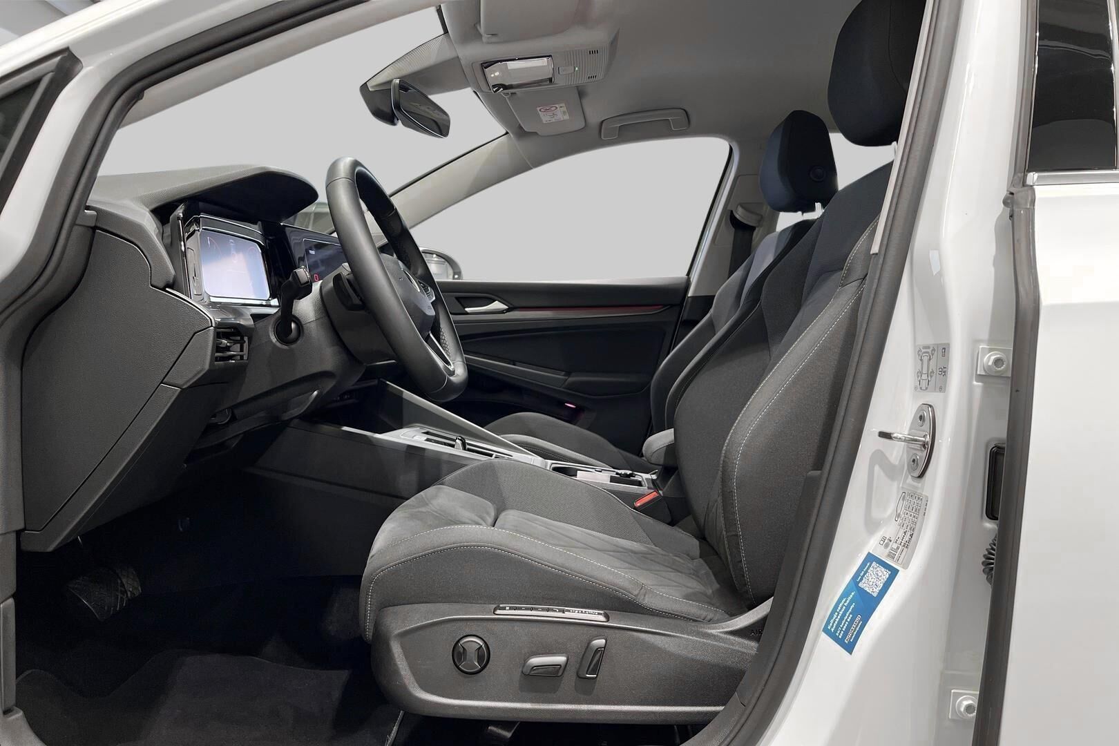 VOLKSWAGEN GOLF iso kuva 9
