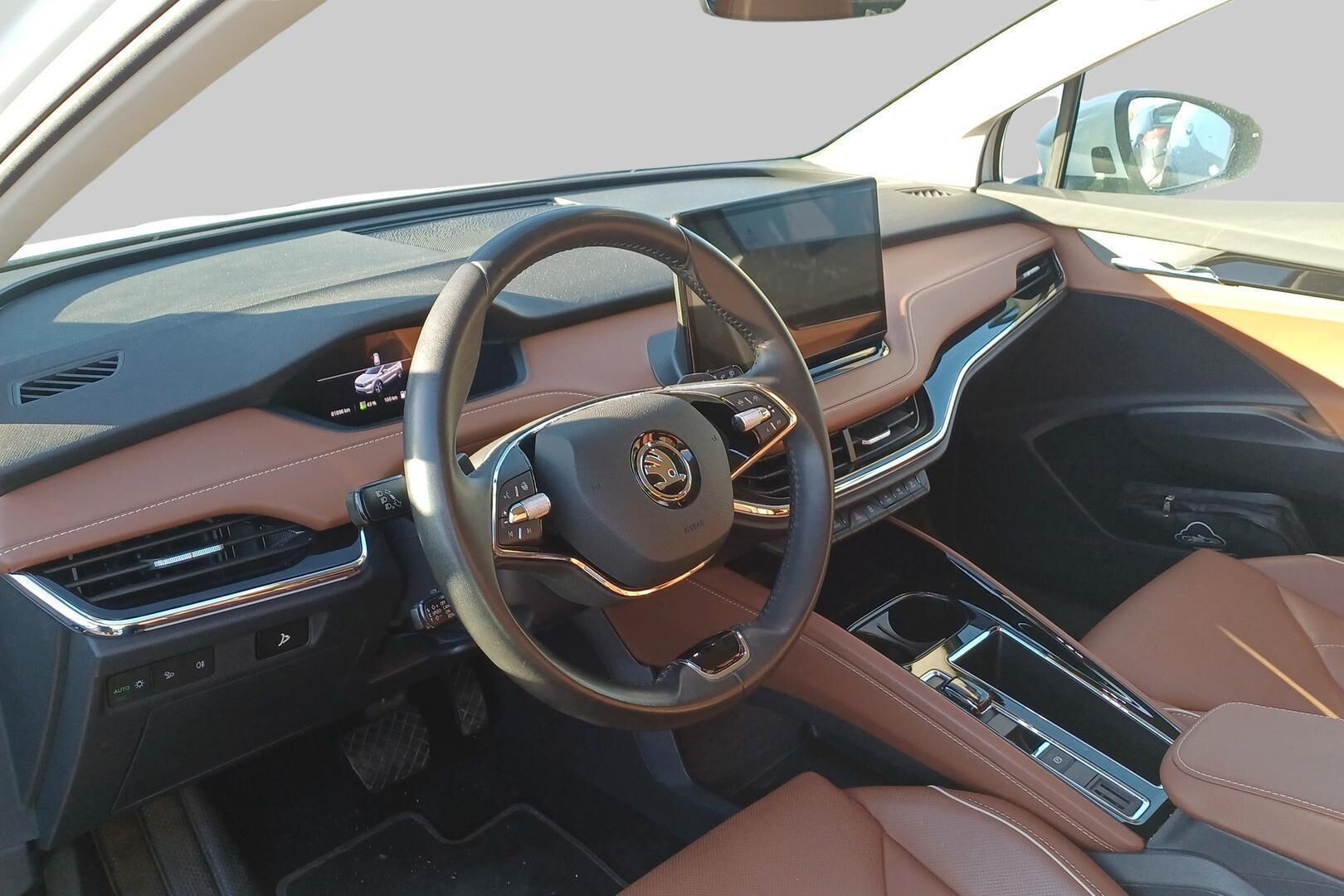 SKODA ENYAQ iso kuva 2