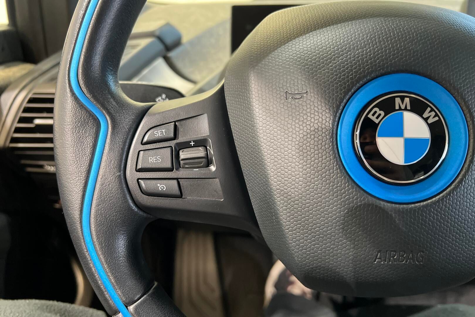 BMW I3S iso kuva 27