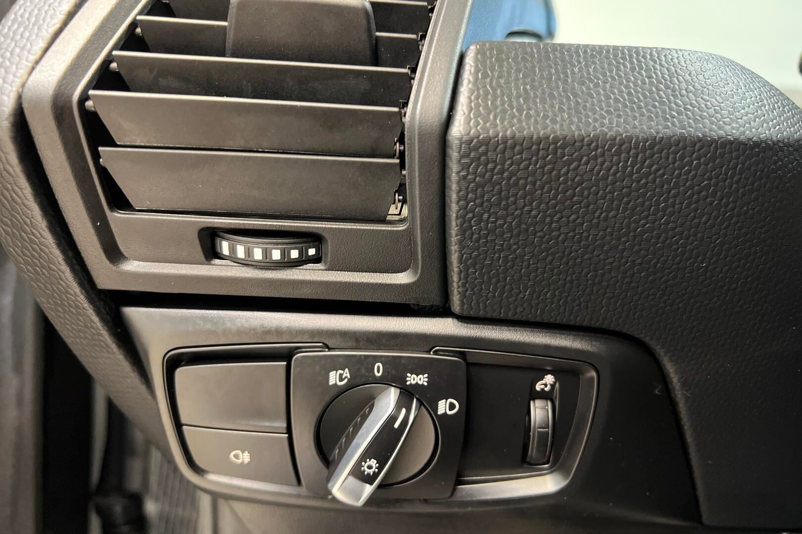 BMW I3S iso kuva 29