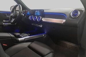 MERCEDES-BENZ EQB esikatselu 3