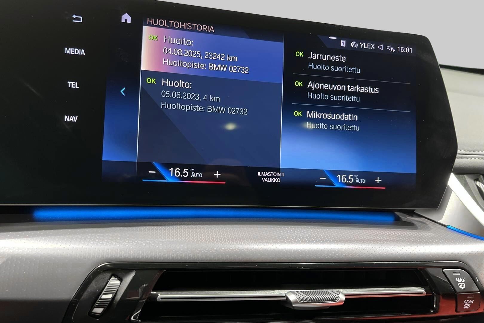 BMW IX1 iso kuva 19