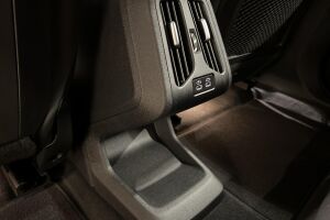BMW IX1 esikatselu 33