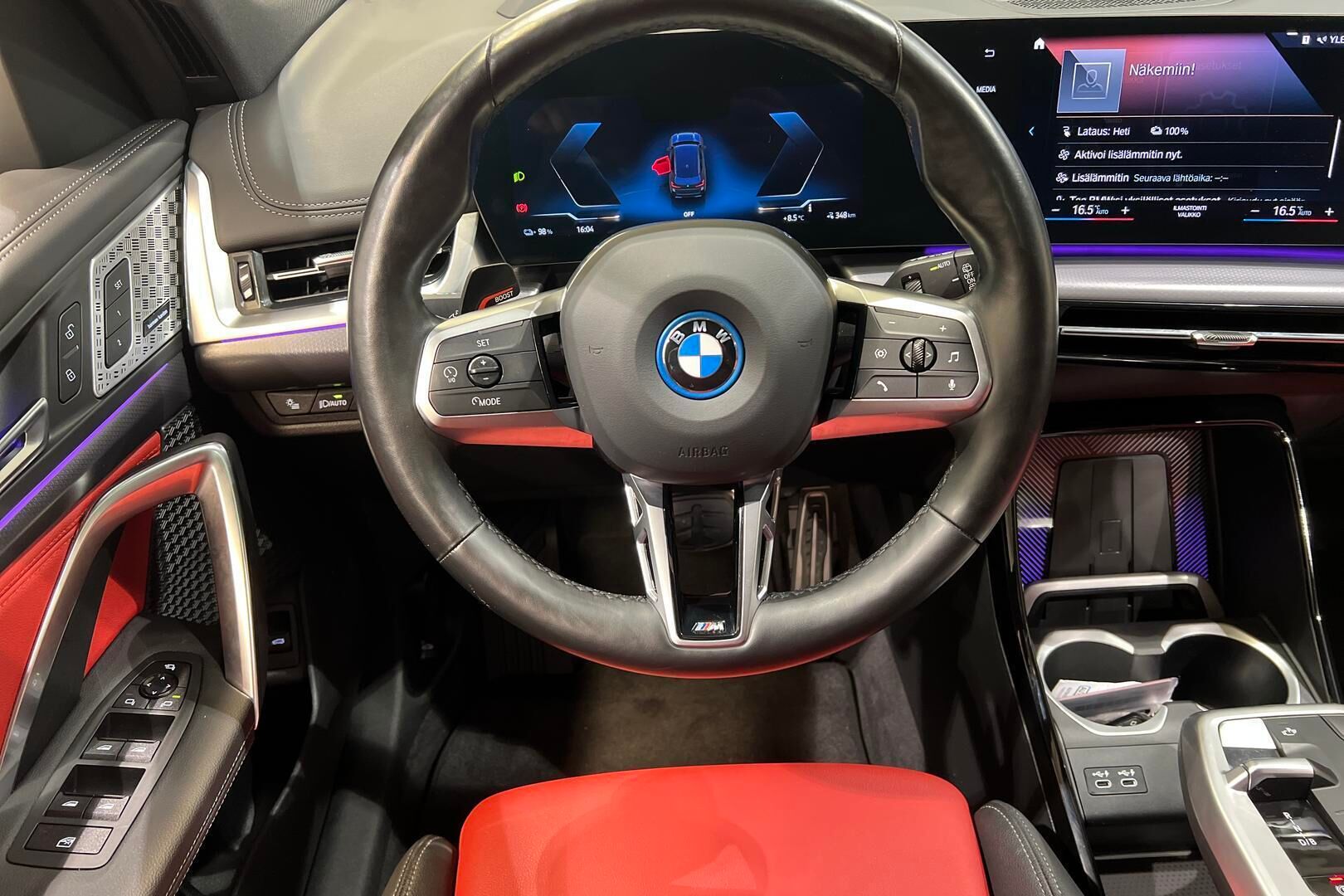 BMW IX1 iso kuva 35