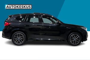 BMW IX1 esikatselu 4
