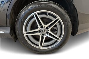 MERCEDES-BENZ EQC esikatselu 13