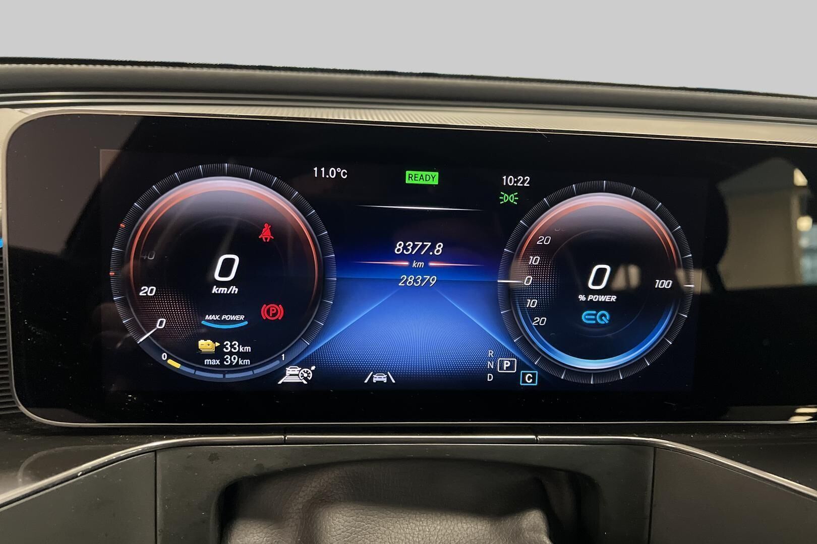 MERCEDES-BENZ EQC iso kuva 14