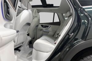 MERCEDES-BENZ EQE esikatselu 10