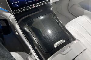 MERCEDES-BENZ EQE esikatselu 25