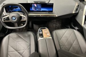 BMW IX esikatselu 11