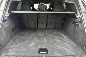 BMW IX esikatselu 12