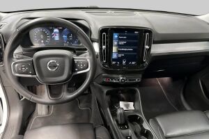 VOLVO XC40 esikatselu 11