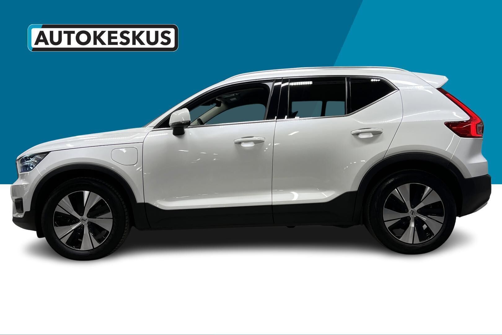 VOLVO XC40 iso kuva 8