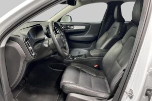 VOLVO XC40 esikatselu 9