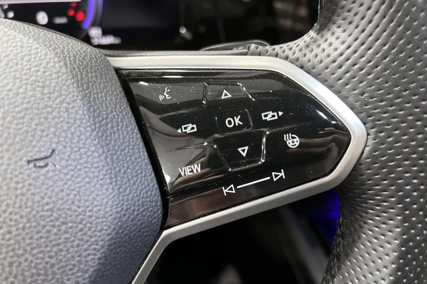 VOLKSWAGEN GOLF iso kuva 15