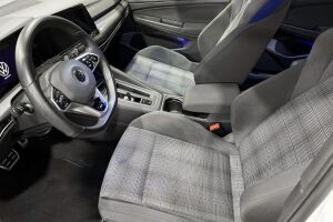 VOLKSWAGEN GOLF esikatselu 9