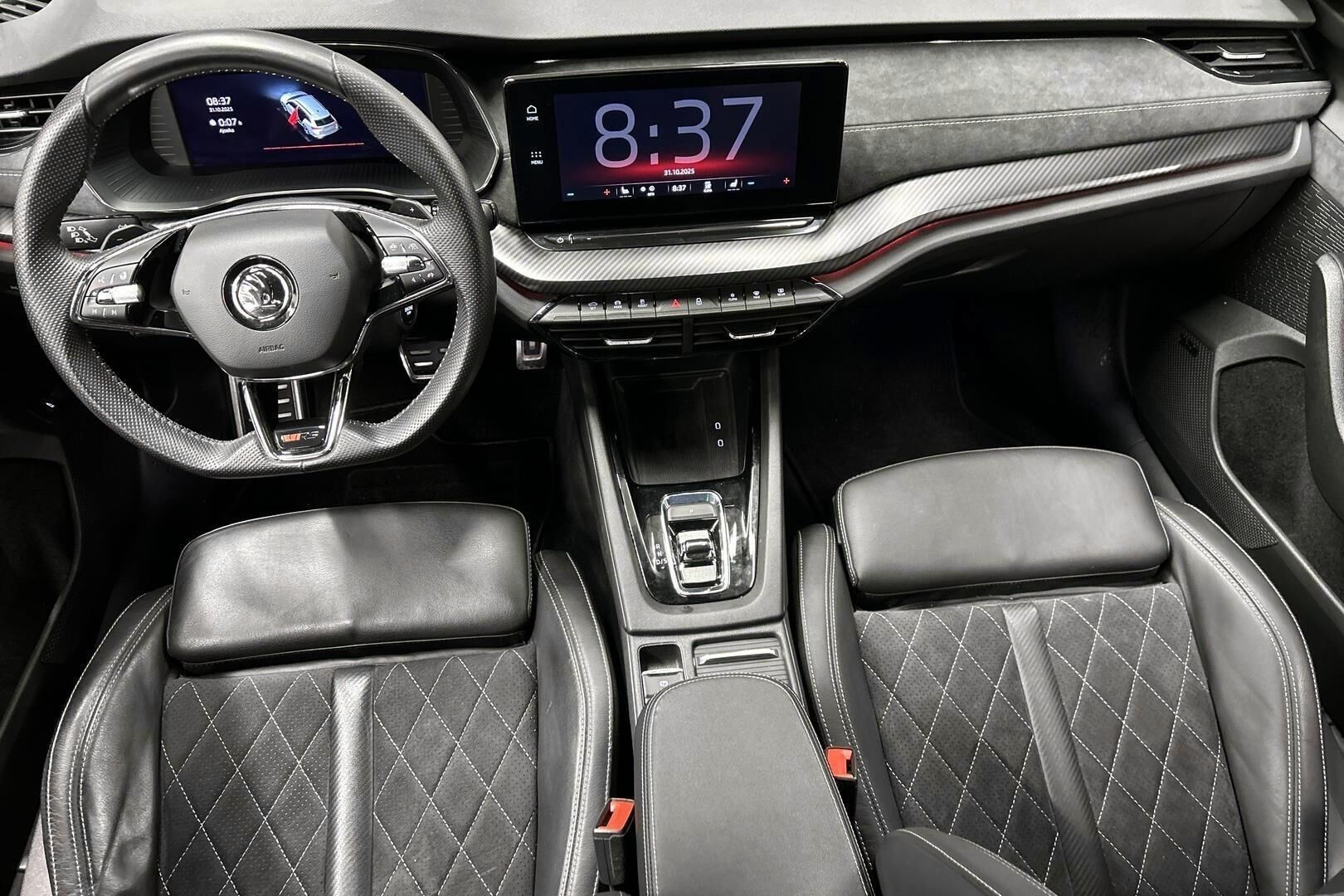 SKODA OCTAVIA iso kuva 11