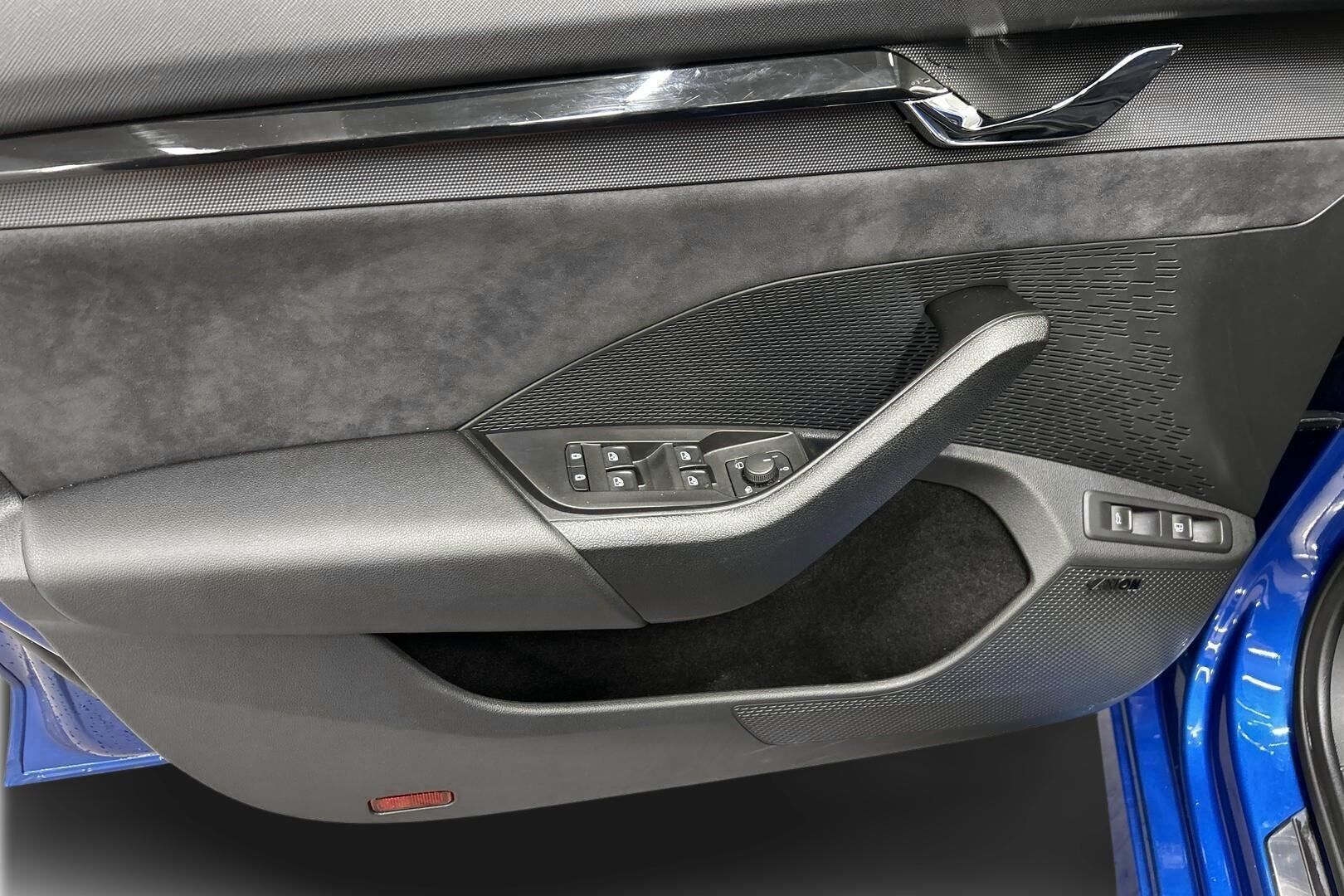 SKODA OCTAVIA iso kuva 14