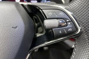 SKODA OCTAVIA esikatselu 18